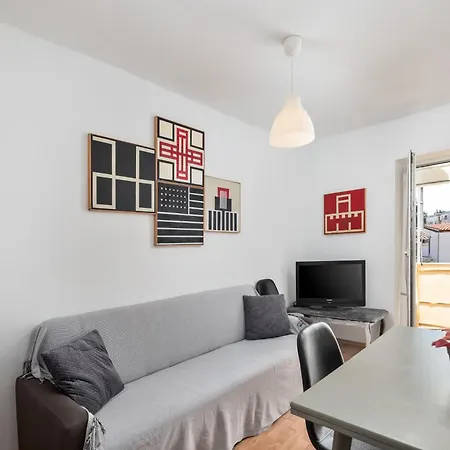 Appartement Artist With Terrace In Old Town *